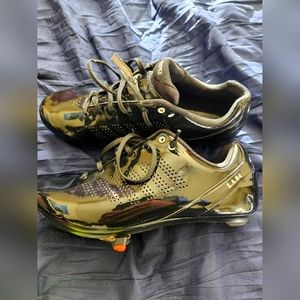 Louis Garneau Black Lace Up Cycling Shoes.